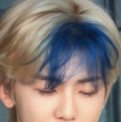blue hair.